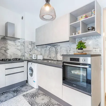 Lägenhet Giardino Al Mare By Interhome *