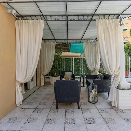 Giardino Al Mare By Interhome Lägenhet Sanremo